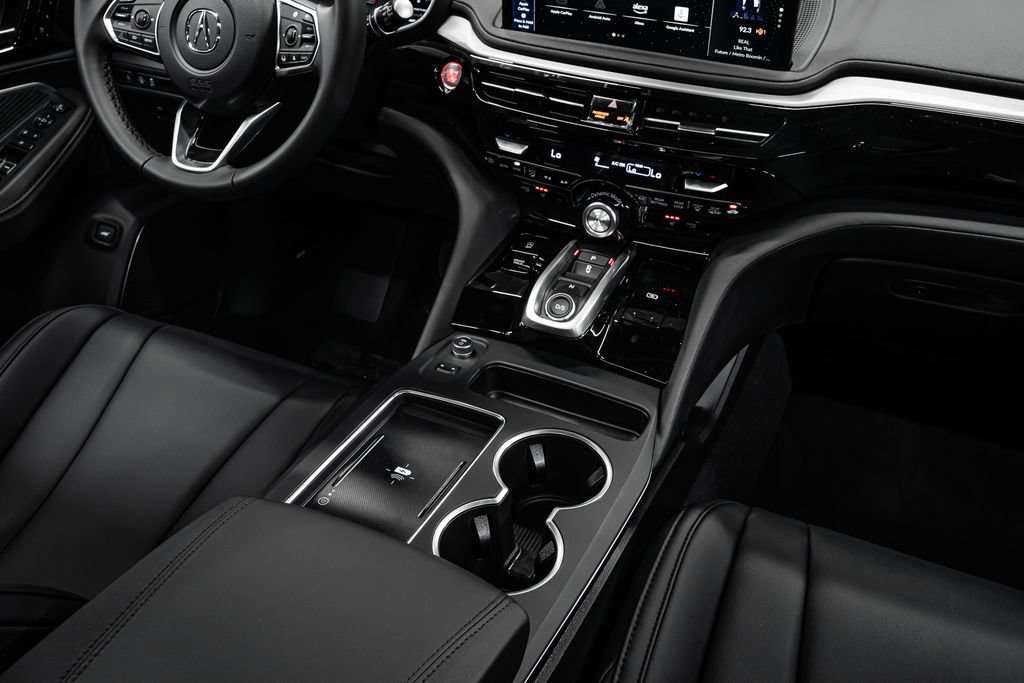 New 2026 Acura MDX SH-AWD image 25