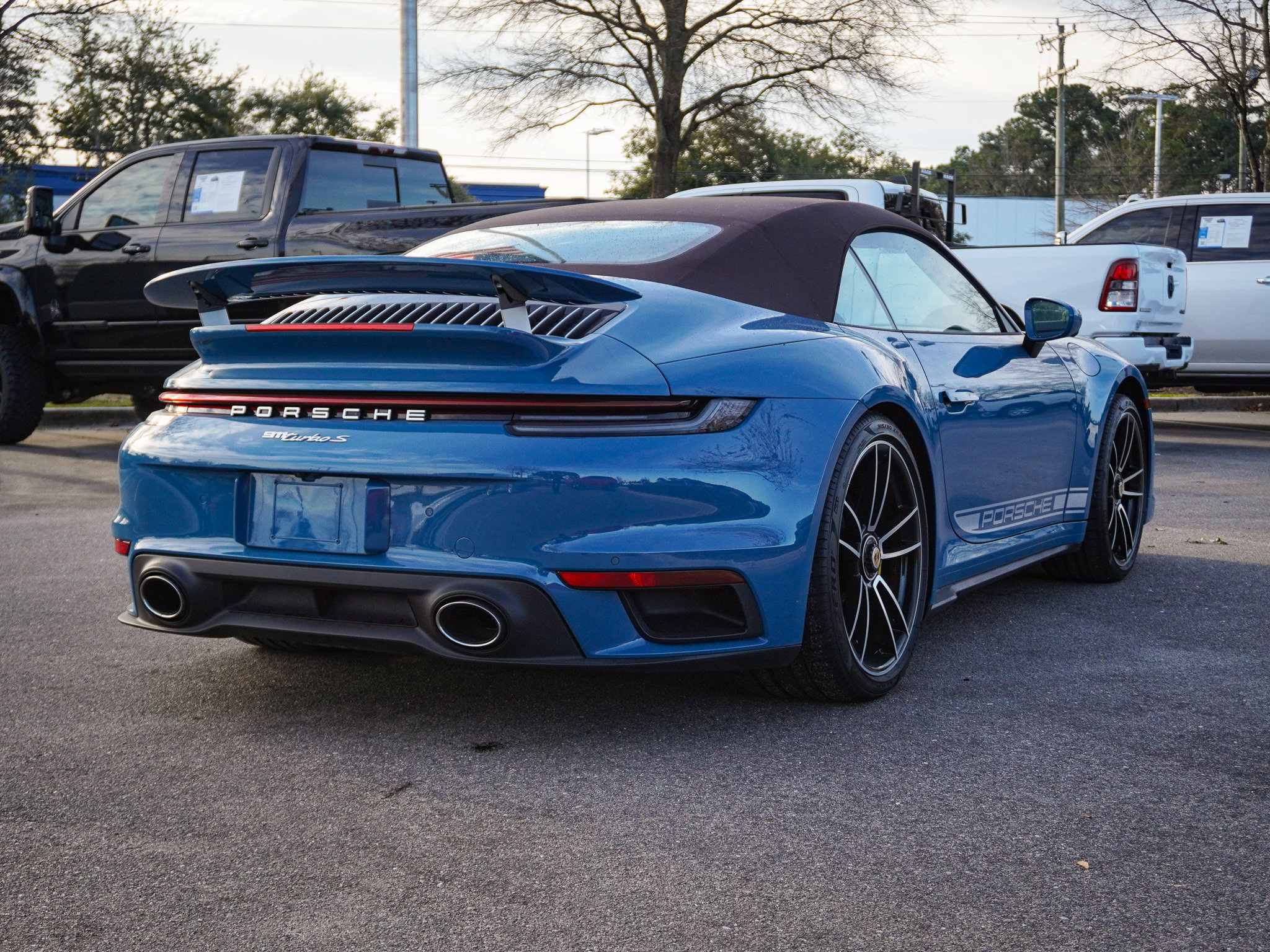 Used 2025 Porsche 911 Turbo S image 11