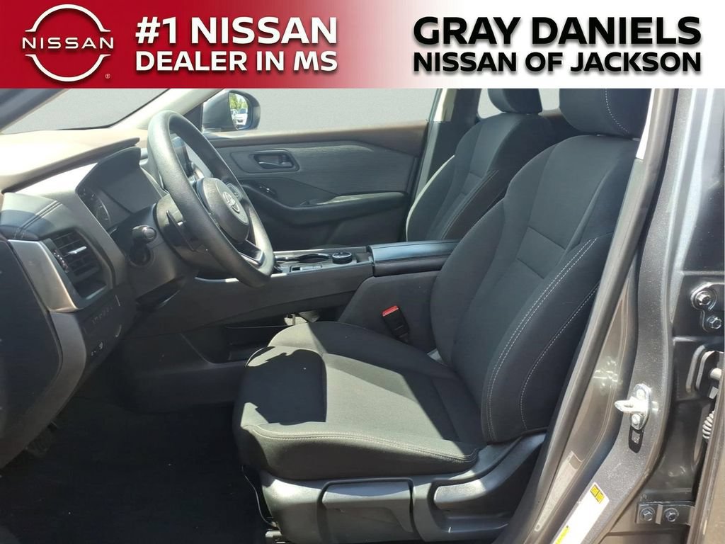 Used 2023 Nissan Rogue S AWD/4WD image 23