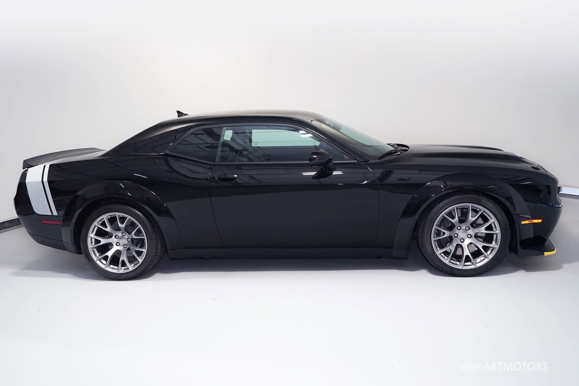 Used 2023 Dodge Challenger SRT Hellcat Redeye image 4