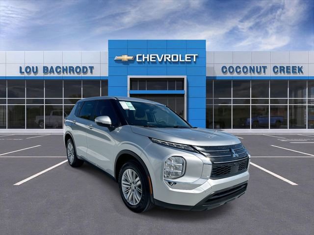 Used 2024 Mitsubishi Outlander ES FWD video 1