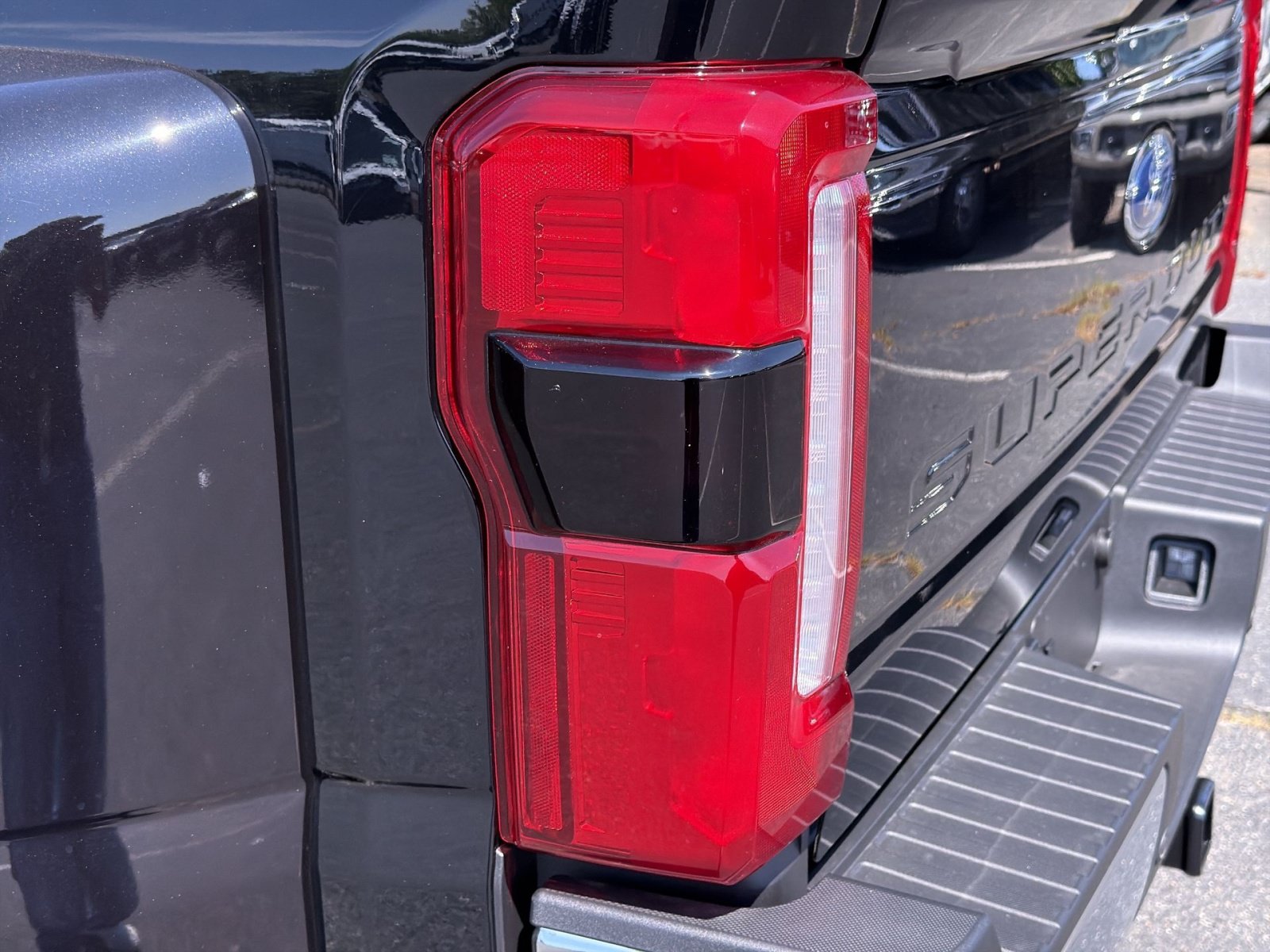 New 2026 Ford F350 XLT w/ 360-Degree Camera Package AWD/4WD image 18