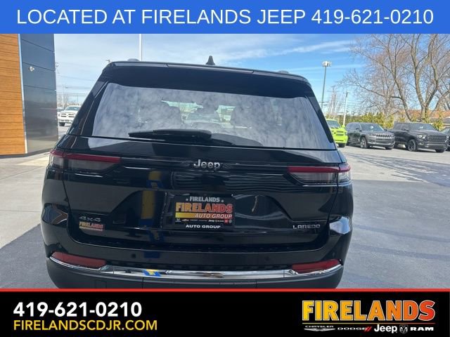 Used 2023 Jeep Grand Cherokee Laredo w/ Luxury Tech Group I image 8