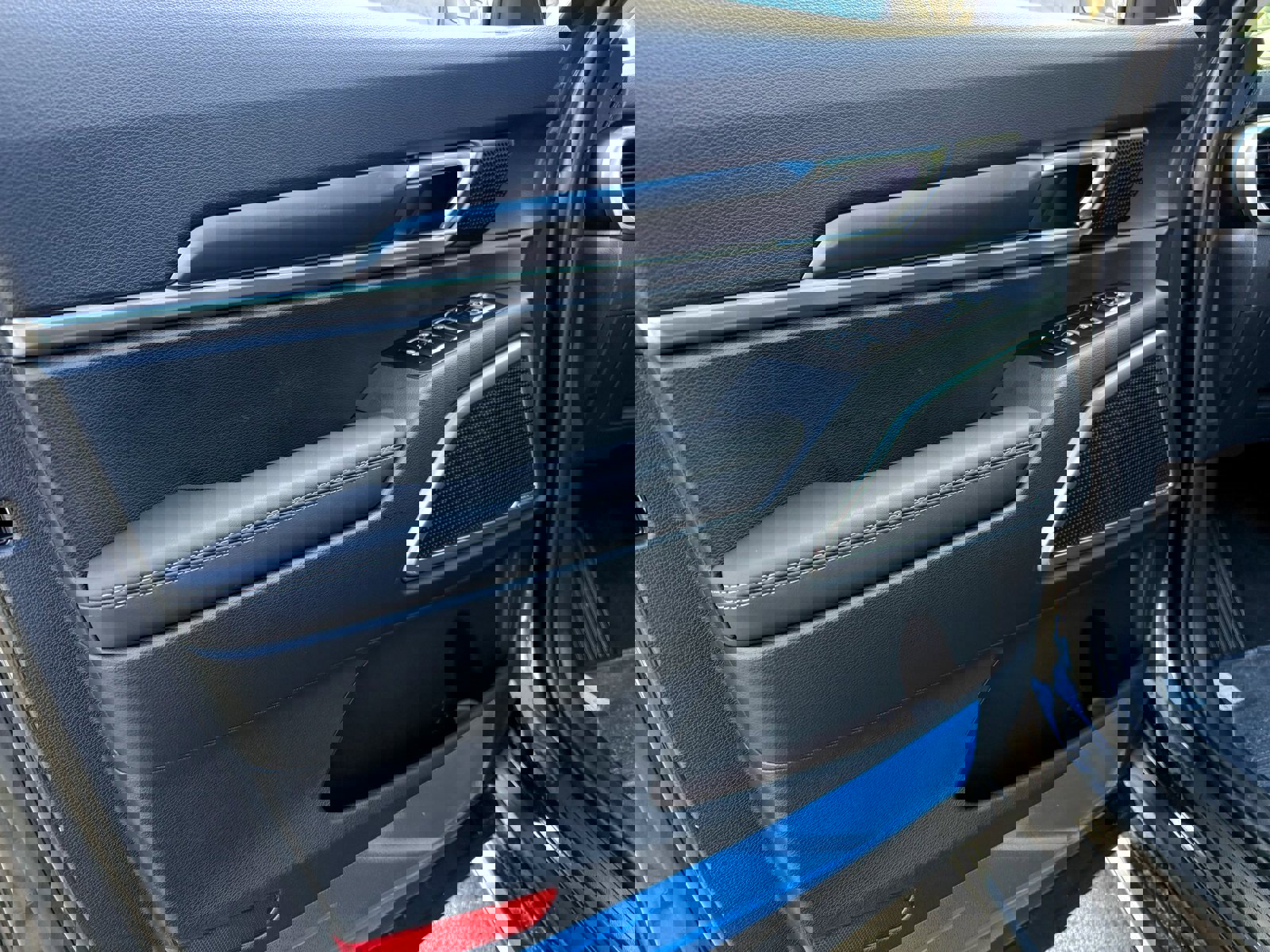 New 2025 Kia Telluride S image 13