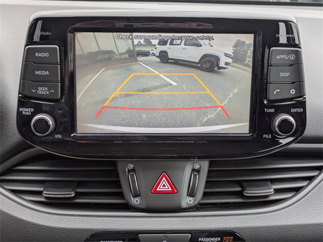 Used 2018 Hyundai Elantra GT image 19