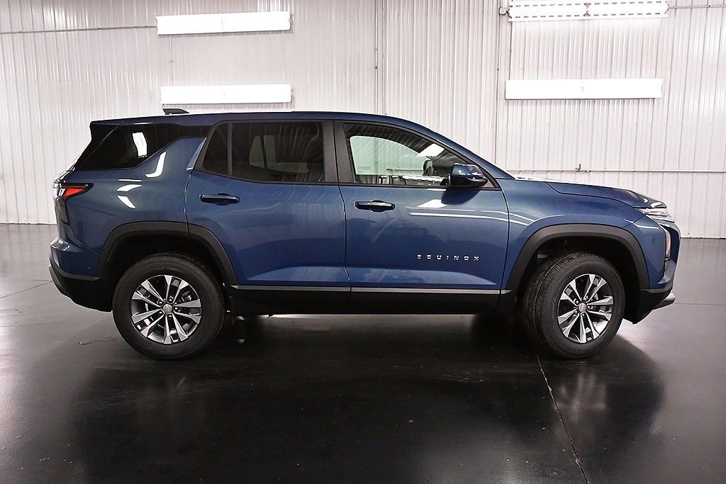 New 2026 Chevrolet Equinox LT image 8