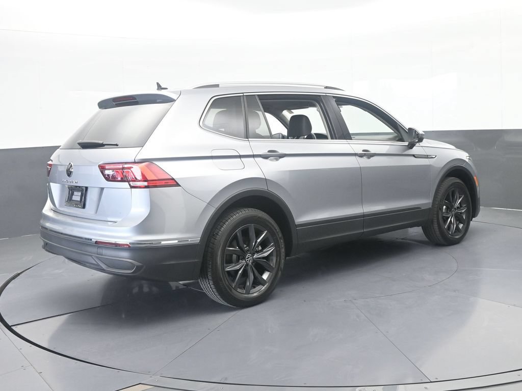 Used 2024 Volkswagen Tiguan SE FWD image 6