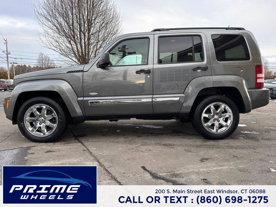 Used 2012 Jeep Liberty Sport image 4