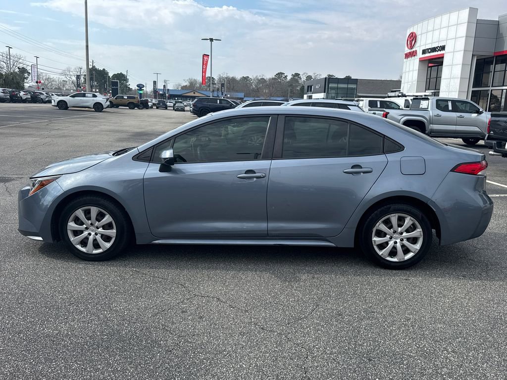 Used 2020 Toyota Corolla LE image 6
