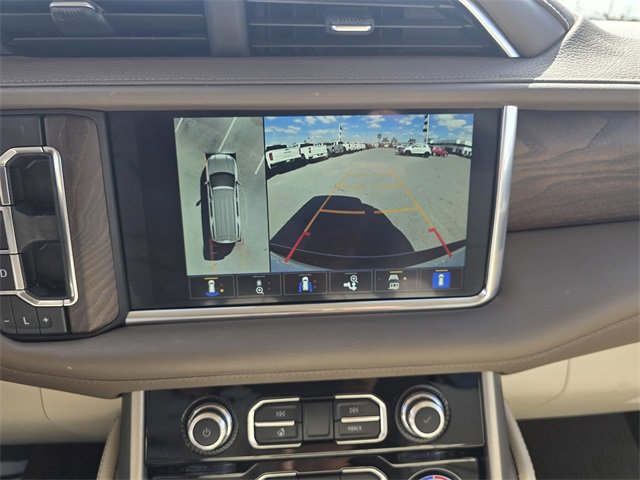 Used 2022 GMC Yukon XL Denali image 23