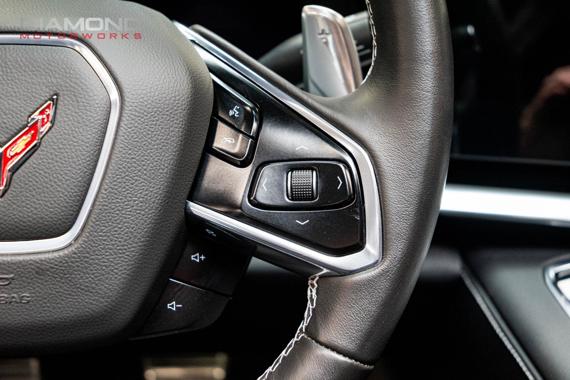 Used 2022 Chevrolet Corvette Stingray Coupe w/ Z51 Performance Package RWD image 85