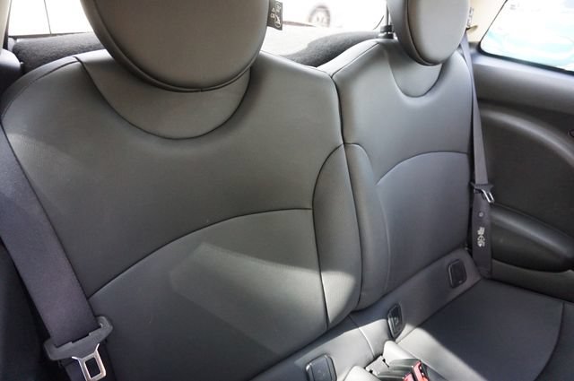 Used 2011 MINI Cooper Hardtop FWD image 18