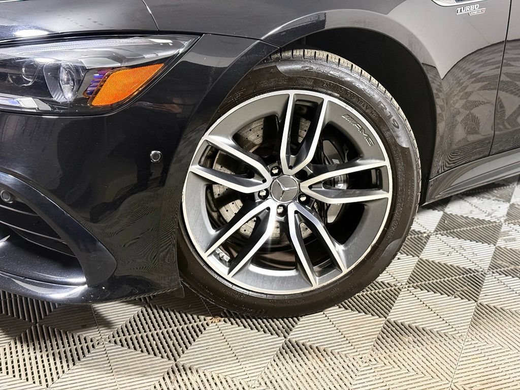 Used 2023 Mercedes-Benz AMG GT 43 image 2