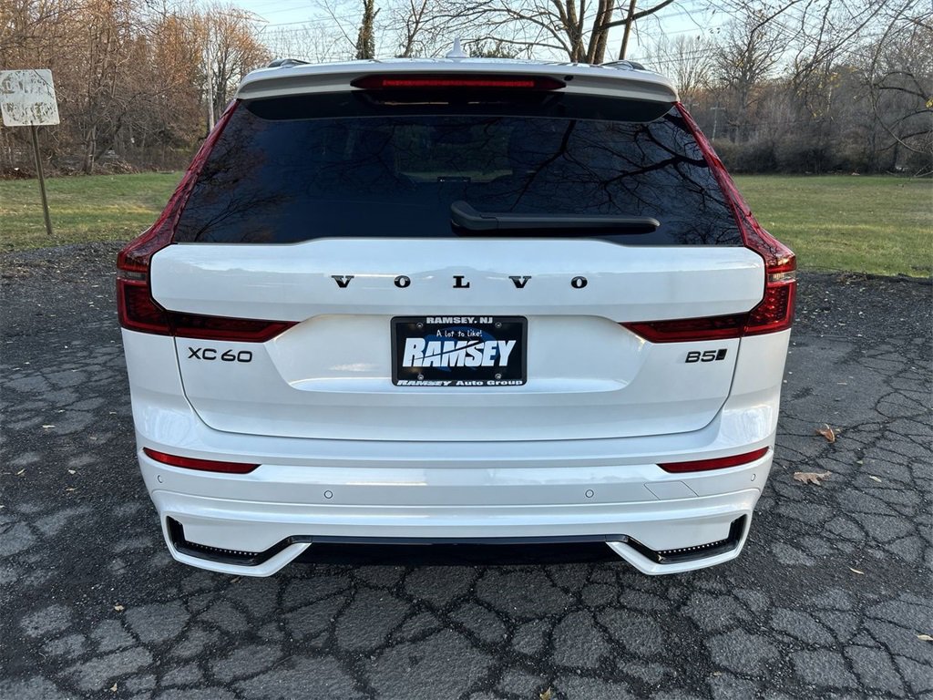 New 2026 Volvo XC60 B5 Ultra w/ Climate Package image 7