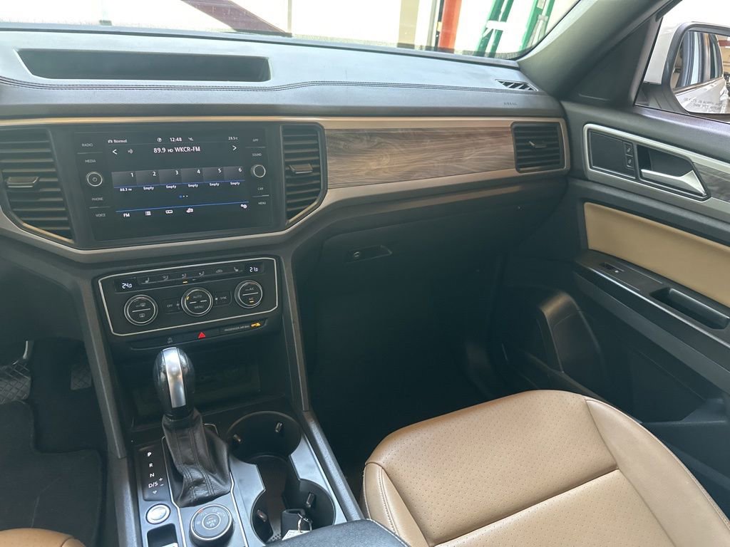 Used 2020 Volkswagen Atlas Cross Sport SE w/ Panoramic Sunroof Package AWD/4WD image 29