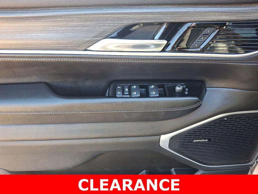 Used 2023 Jeep Wagoneer L Series II image 12