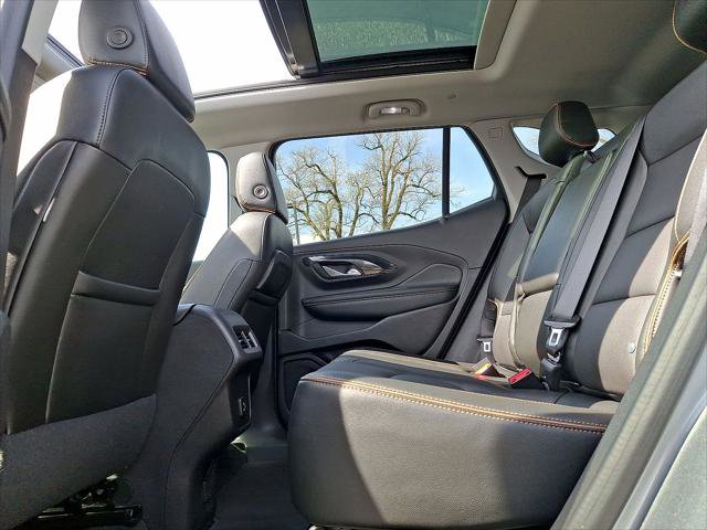 Used 2024 GMC Terrain AT4 w/ Tech Package image 20