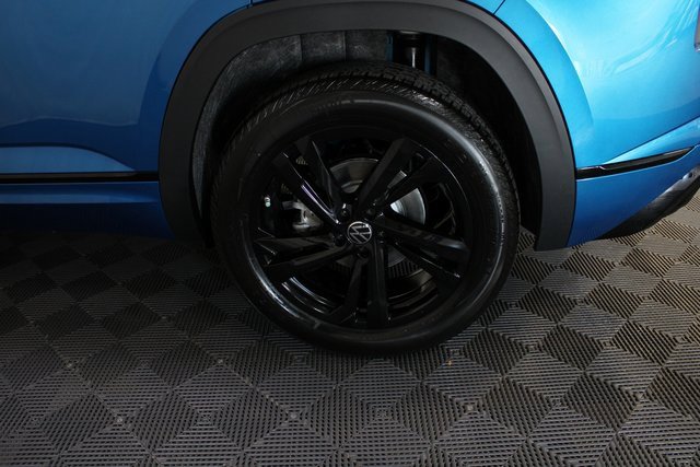 New 2025 Volkswagen Atlas Cross Sport SEL R-Line image 22