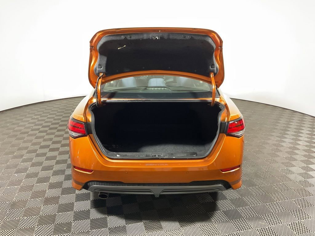 Used 2021 Nissan Sentra SR FWD image 14