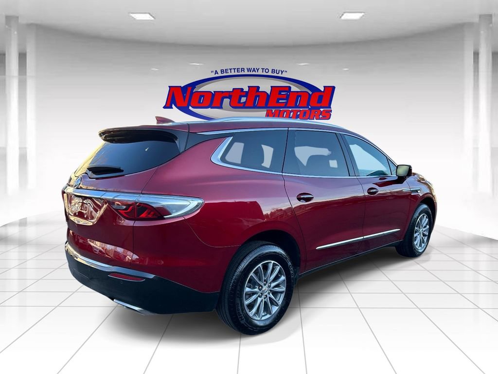 Used 2024 Buick Enclave Premium AWD/4WD image 3