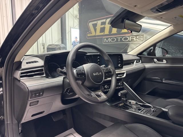 Used 2023 Kia K5 LXS image 6