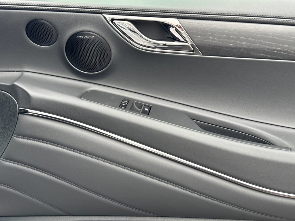 New 2026 Genesis GV80 3.5T Prestige AWD/4WD image 16
