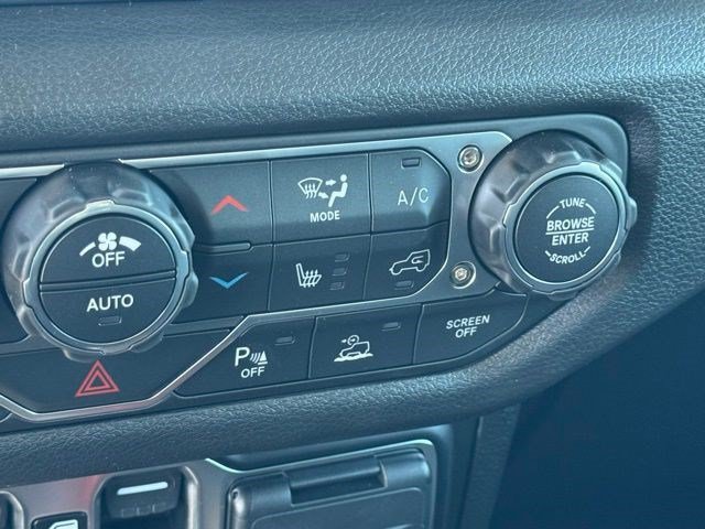 New 2026 Jeep Gladiator Sport AWD/4WD image 22