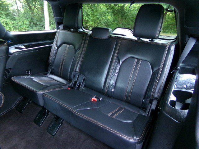 Used 2022 Ford Expedition Platinum AWD/4WD image 17
