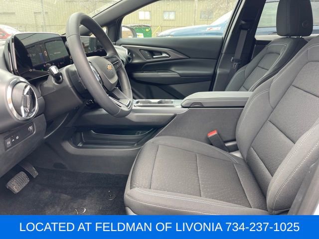 Used 2025 Chevrolet Equinox EV LT image 6