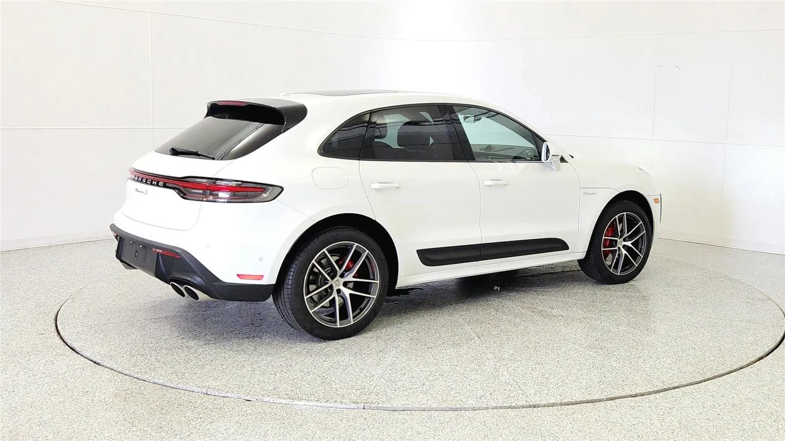 Used 2022 Porsche Macan S AWD/4WD image 7
