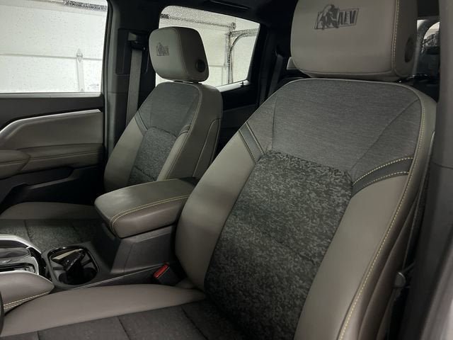 Certified 2024 Chevrolet Colorado ZR2 w/ ZR2 Bison Edition AWD/4WD image 19