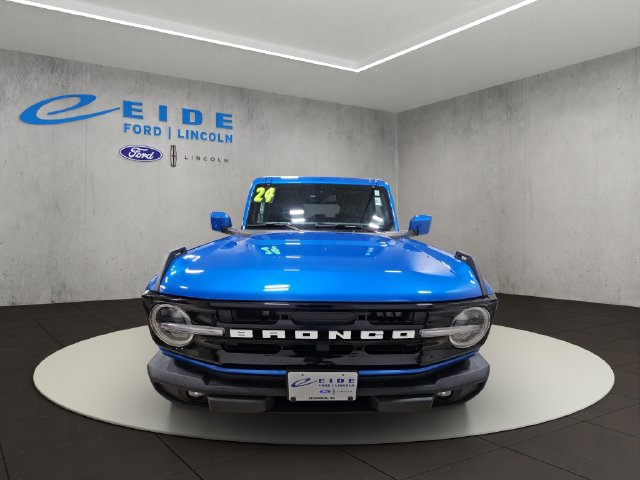 Used 2024 Ford Bronco Outer Banks AWD/4WD image 6