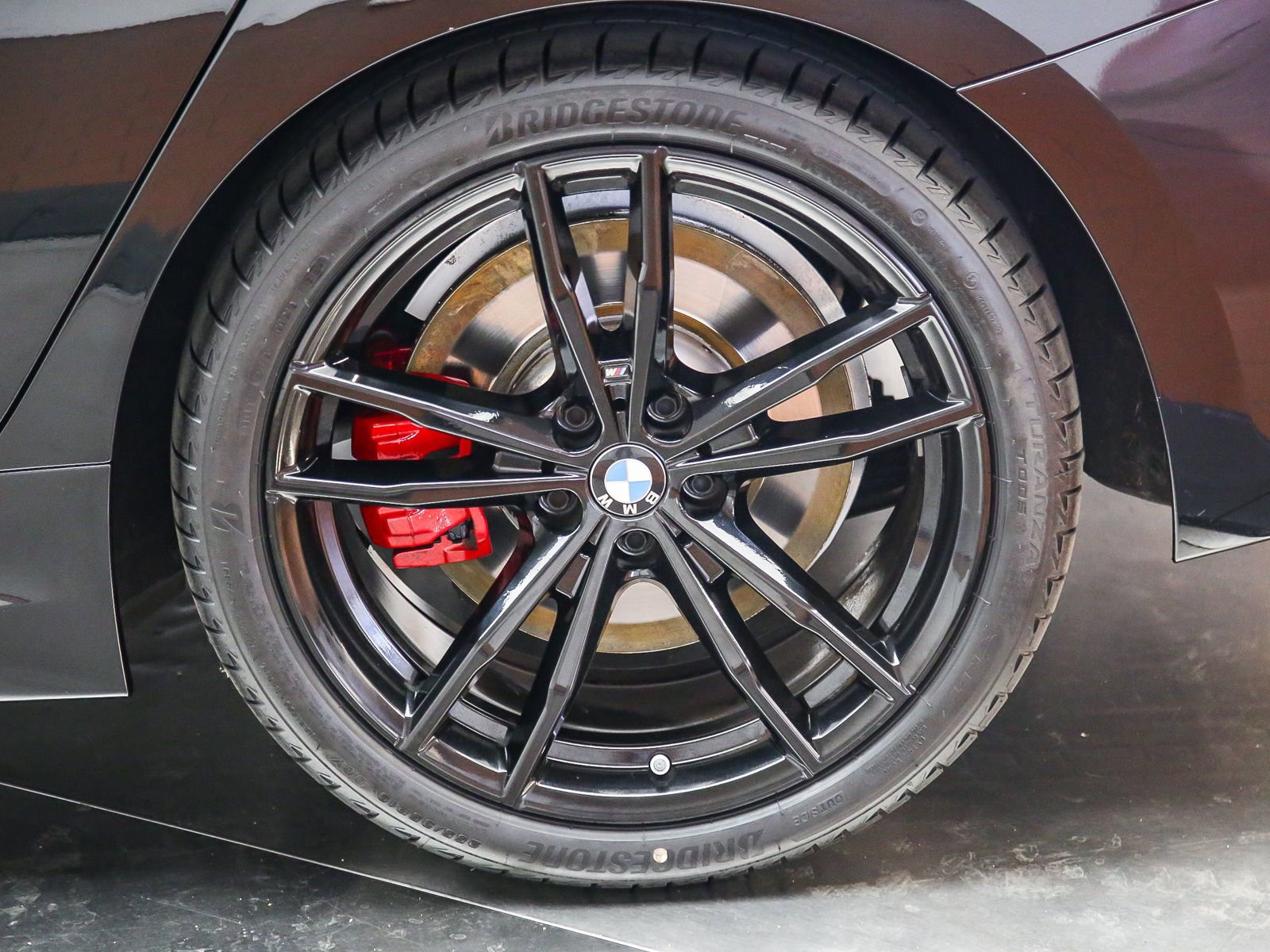 Certified 2023 BMW 330i Sedan w/ M Sport Package RWD image 11