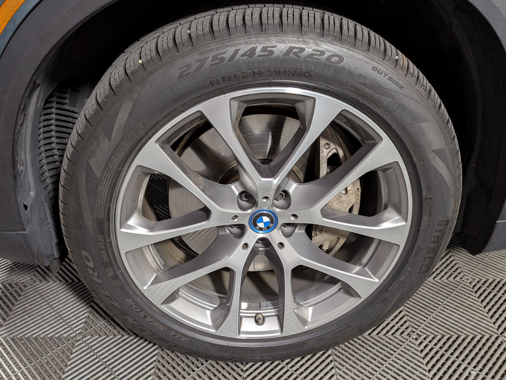Certified 2024 BMW X5 xDrive50e w/ Premium Package AWD/4WD image 52