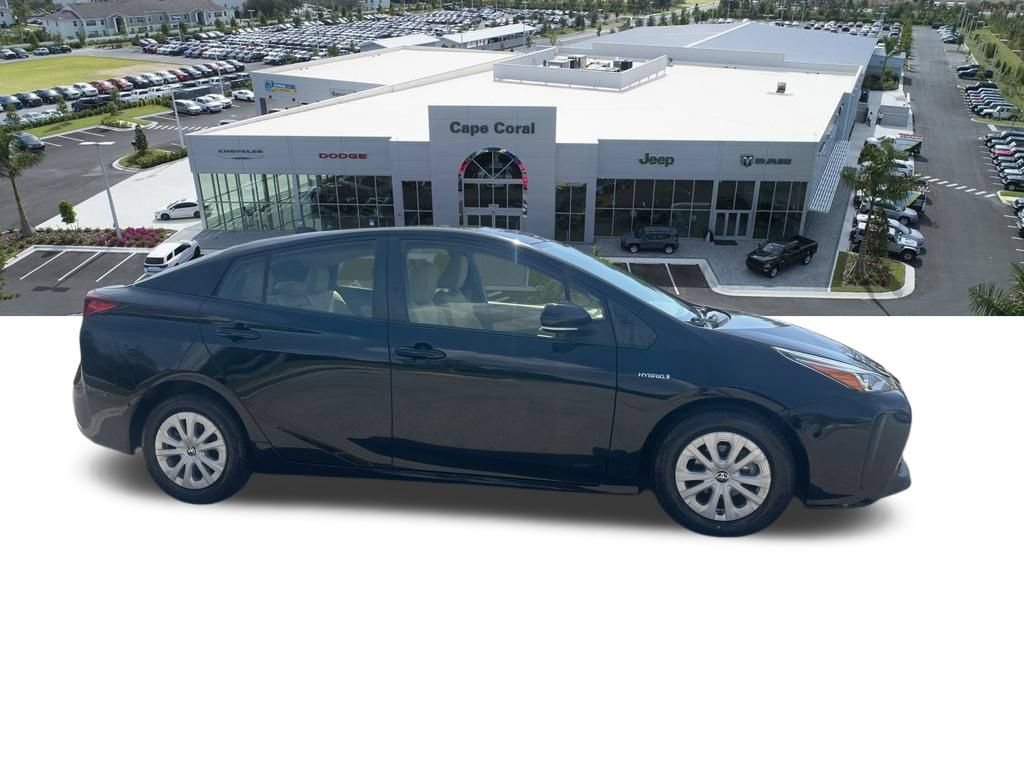 Used 2021 Toyota Prius LE FWD image 11