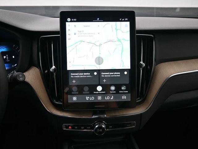 New 2026 Volvo XC60 B5 Core w/ Climate Package image 13