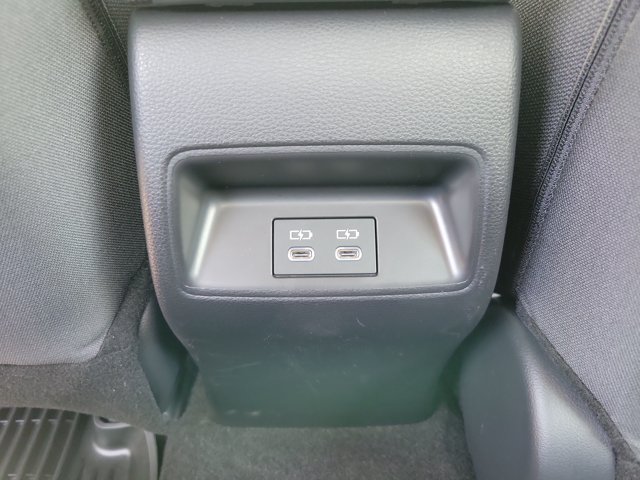 Used 2026 Toyota Corolla LE FWD image 10