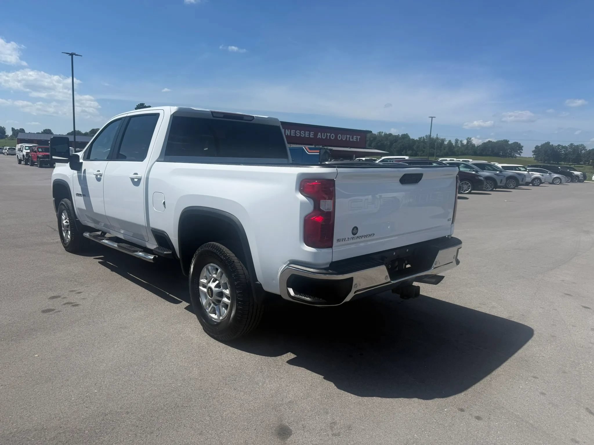 Used 2021 Chevrolet Silverado 2500 LT w/ Z71 Off-Road Package AWD/4WD image 3