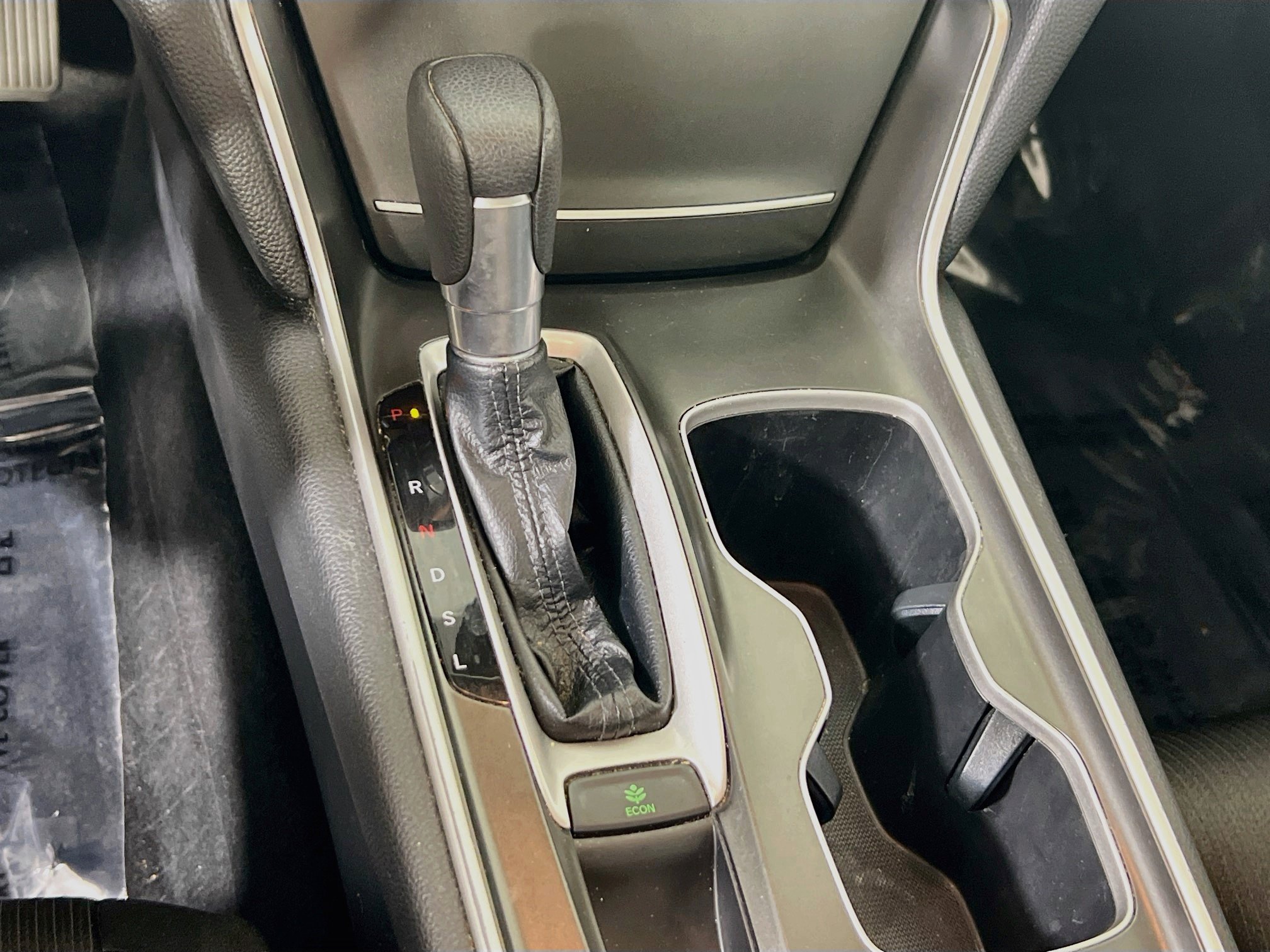 Used 2018 Honda Accord EX image 16