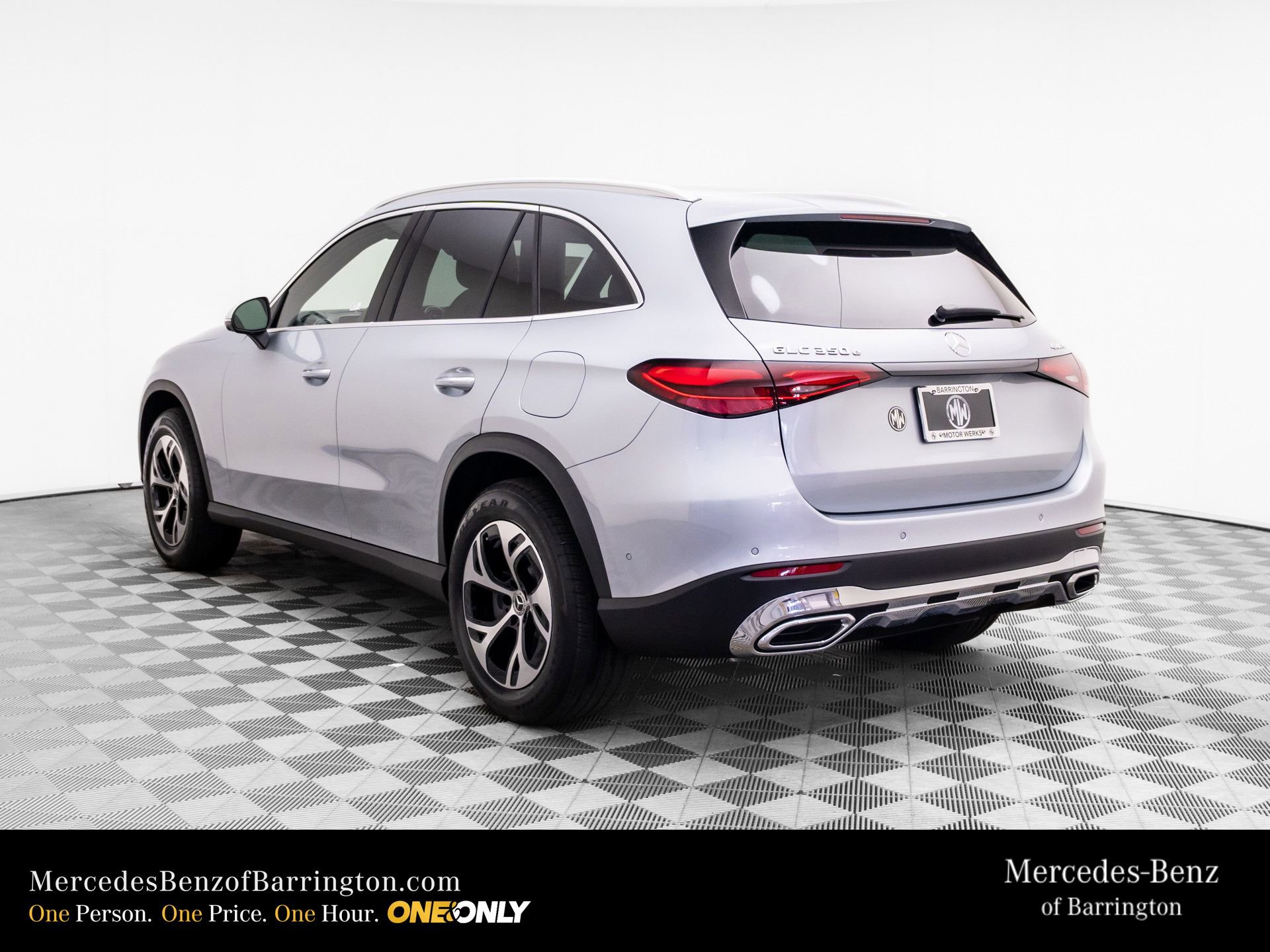 New 2026 Mercedes-Benz GLC 350e 4MATIC image 3