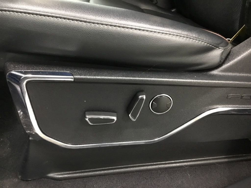 Used 2023 Ford F150 Lariat w/ Equipment Group 502A High image 11