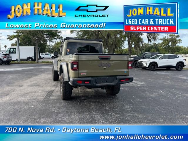 Used 2025 Jeep Gladiator Rubicon w/ Safety Group AWD/4WD image 8