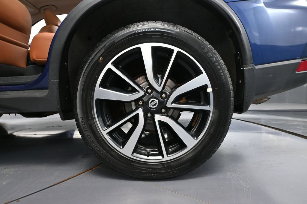 Used 2018 Nissan Rogue SL AWD/4WD image 11