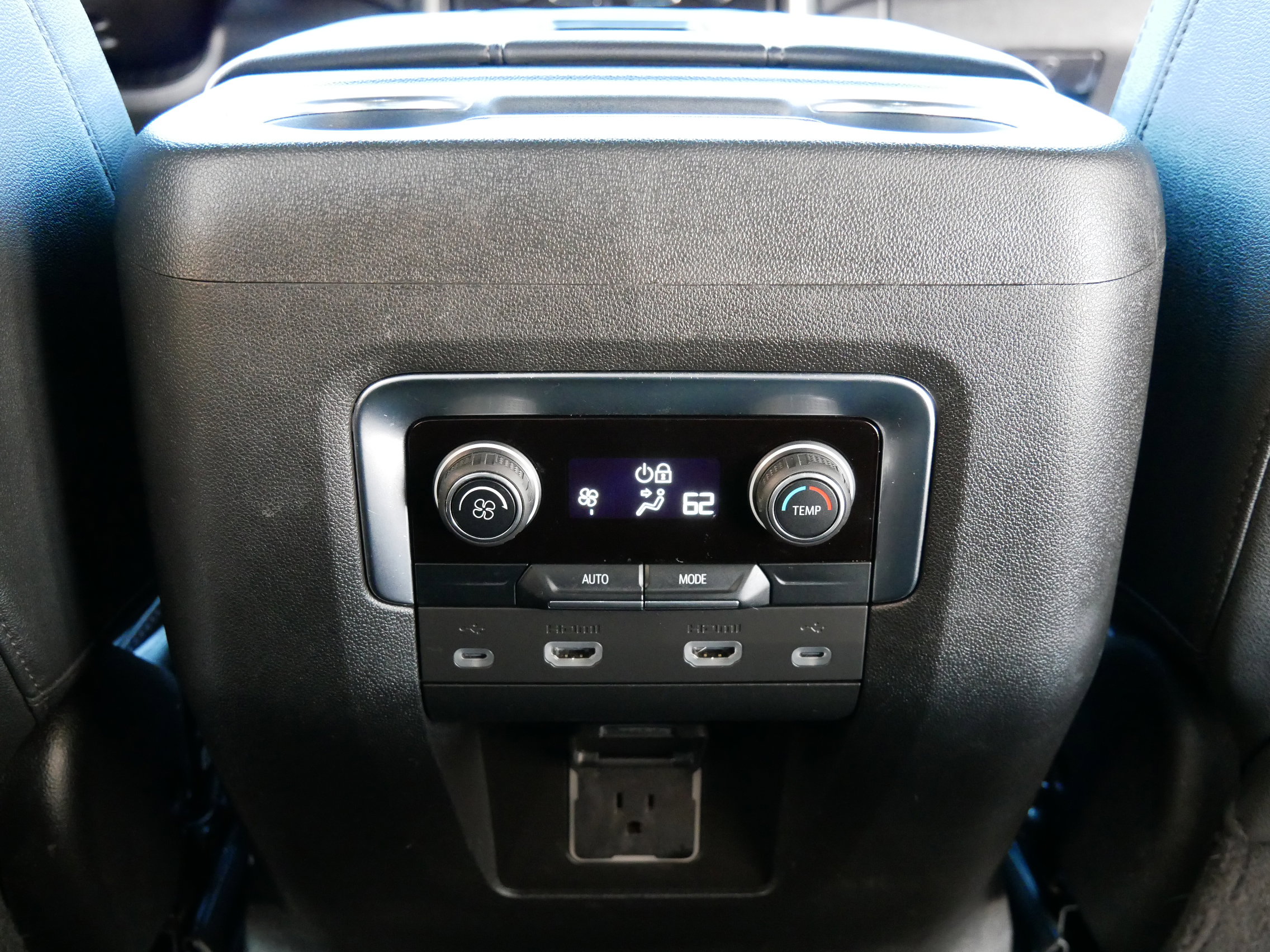 Used 2021 Chevrolet Suburban Z71 w/ Rear Media and Nav Package image 26