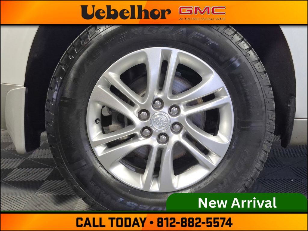 Used 2019 Buick Enclave Essence AWD/4WD image 30