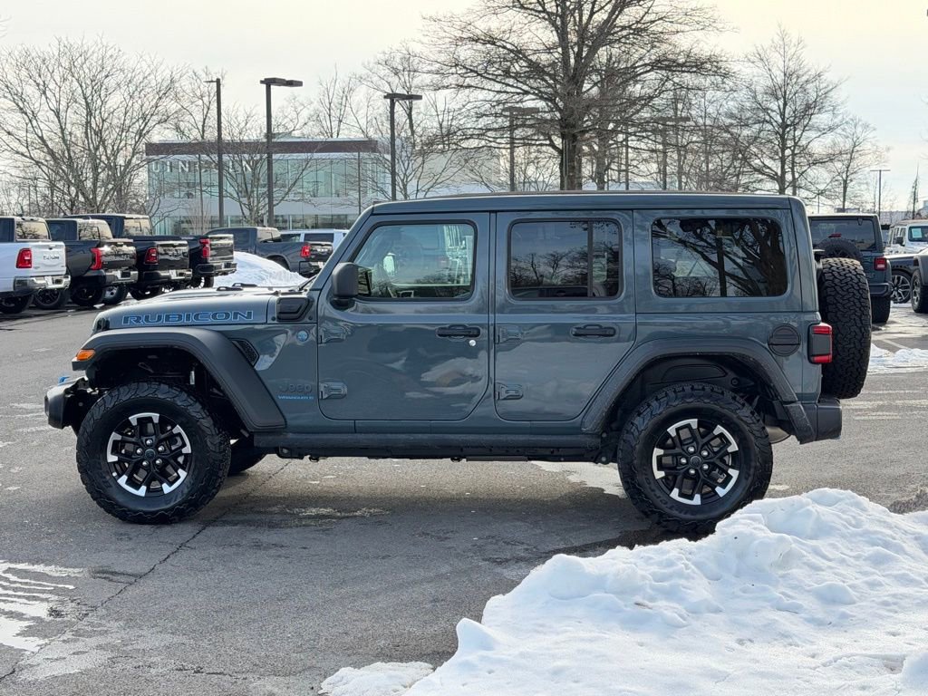 Certified 2025 Jeep Wrangler Unlimited Rubicon 4xe w/ Convenience Group image 10