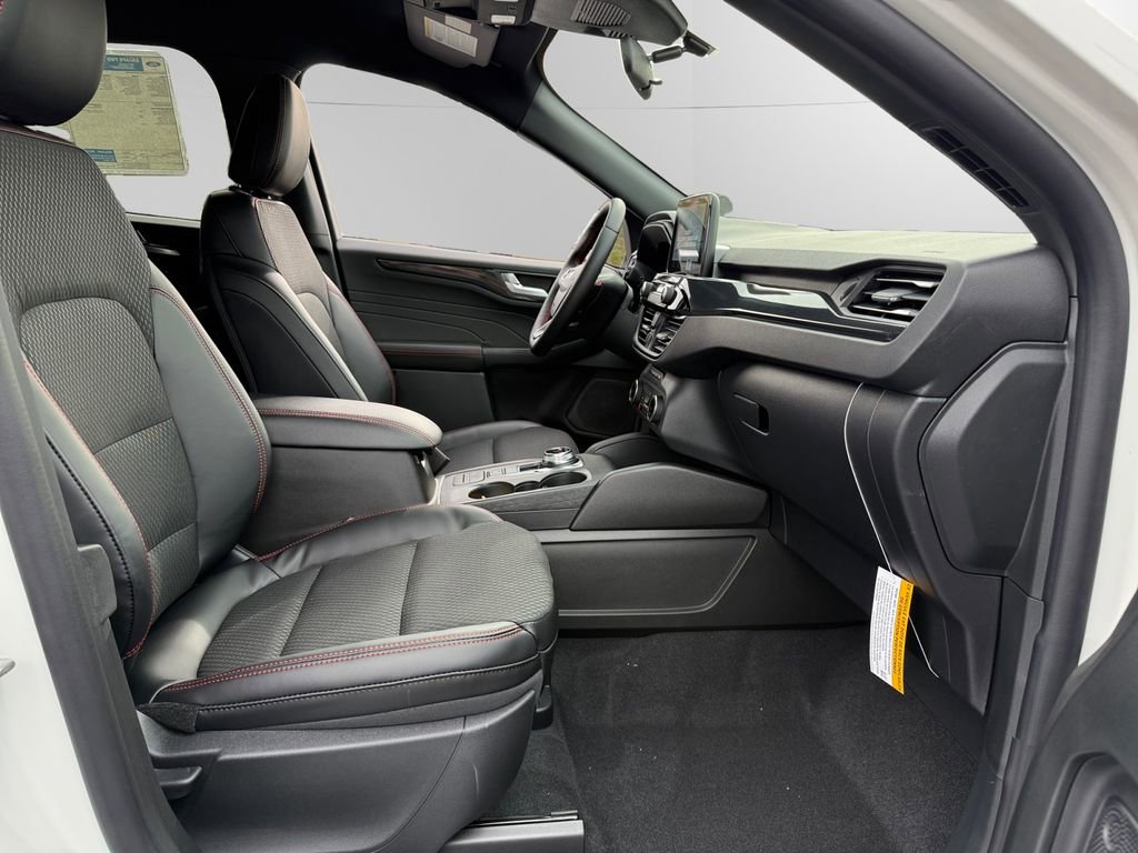 New 2026 Ford Escape ST-Line w/ Cold Weather Package image 14