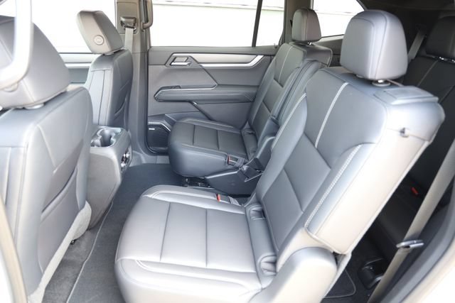New 2026 GMC Acadia Elevation w/ Elevation Premium Package FWD image 13