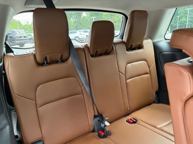 Certified 2022 Nissan Pathfinder Platinum w/ Cargo Package AWD/4WD image 36