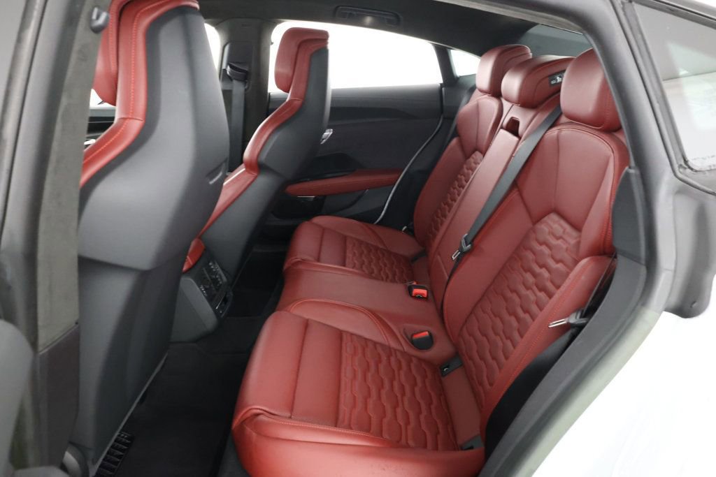 Used 2024 Audi e-tron GT Prestige w/ Prestige Package image 22